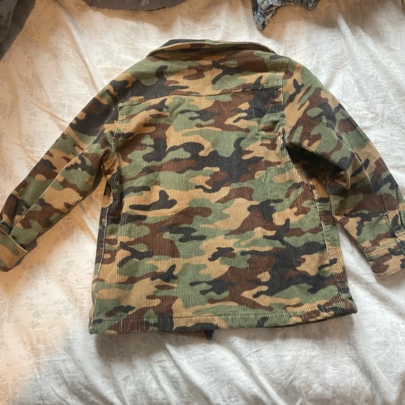 Gap size 5yrs camo - Picture 2 of 2
